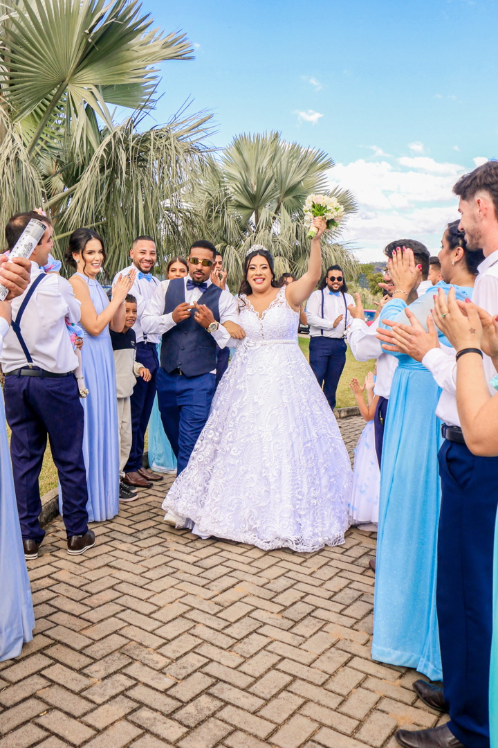 entrada do casal  no salão de festa São Gonçalo do Sapucaí - MG  
