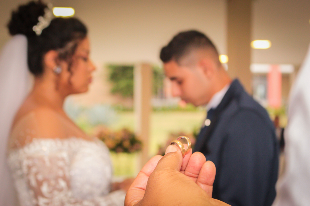 alianças com a Bíblia casamento -  São Gonçalo do Sapucaí - MG 