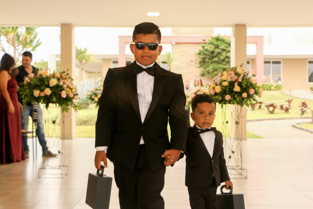 Entrada das Alianças no casamento São Gonçalo do Sapucaí - MG 