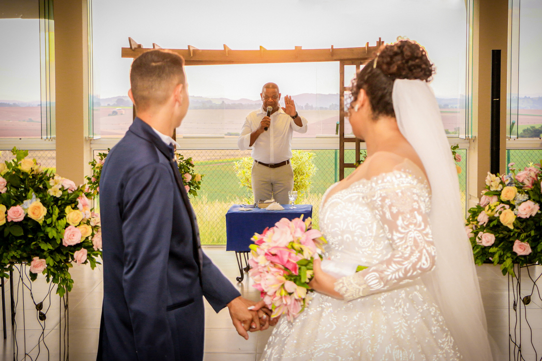 Benção do pastor para a noiva e o noivo - São Gonçalo Sapucaí - MG  