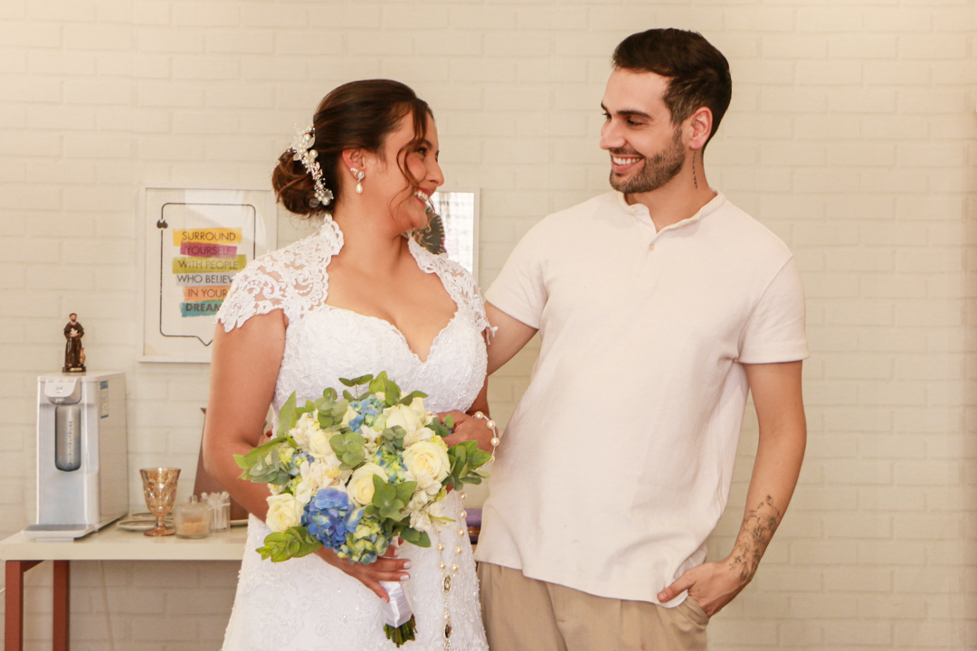 Making of da noiva com seu maquiador  em seu Casamento  em São Gonçalo do Sapucaí - MG