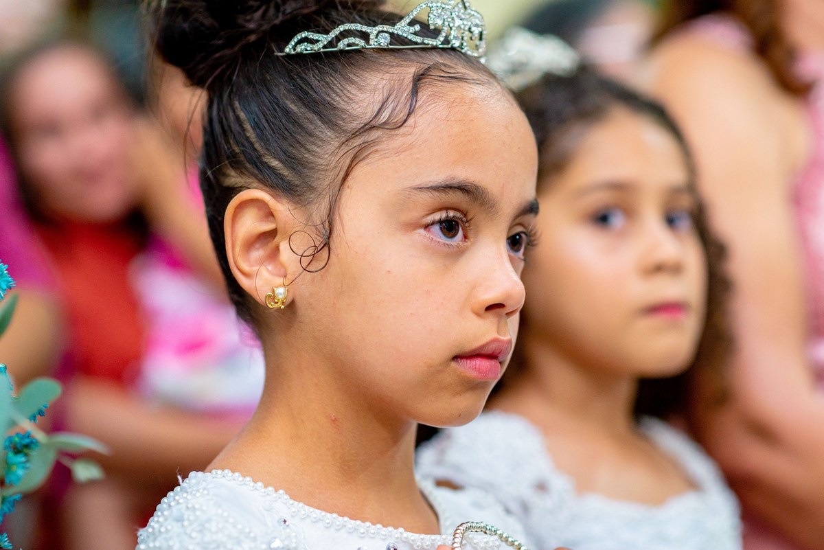 Retratos, Fotos de meninas, Ensaio de 15 anos , Fotografia individual , Quijingue Bahia Fotógrafo de moda, gestante, fotos de gestante, fotos no por do sol, fotos no rio, fotos em casal, ensaio de casal, pre casamento, formatura 