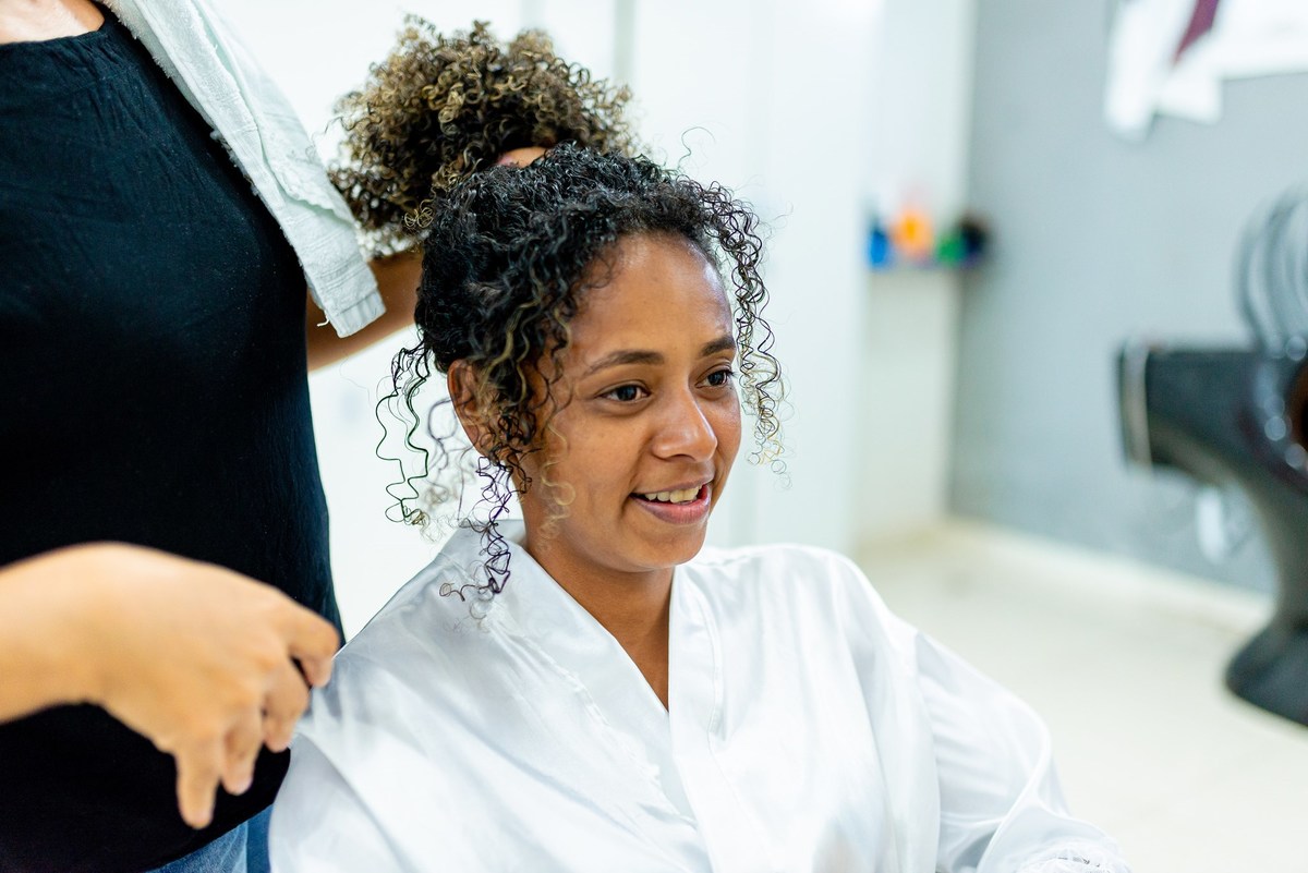 Retratos, Fotos de meninas, Ensaio de 15 anos , Fotografia individual , Quijingue Bahia Fotógrafo de moda, gestante, fotos de gestante, fotos no por do sol, fotos no rio, fotos em casal, ensaio de casal, pre casamento, formatura 