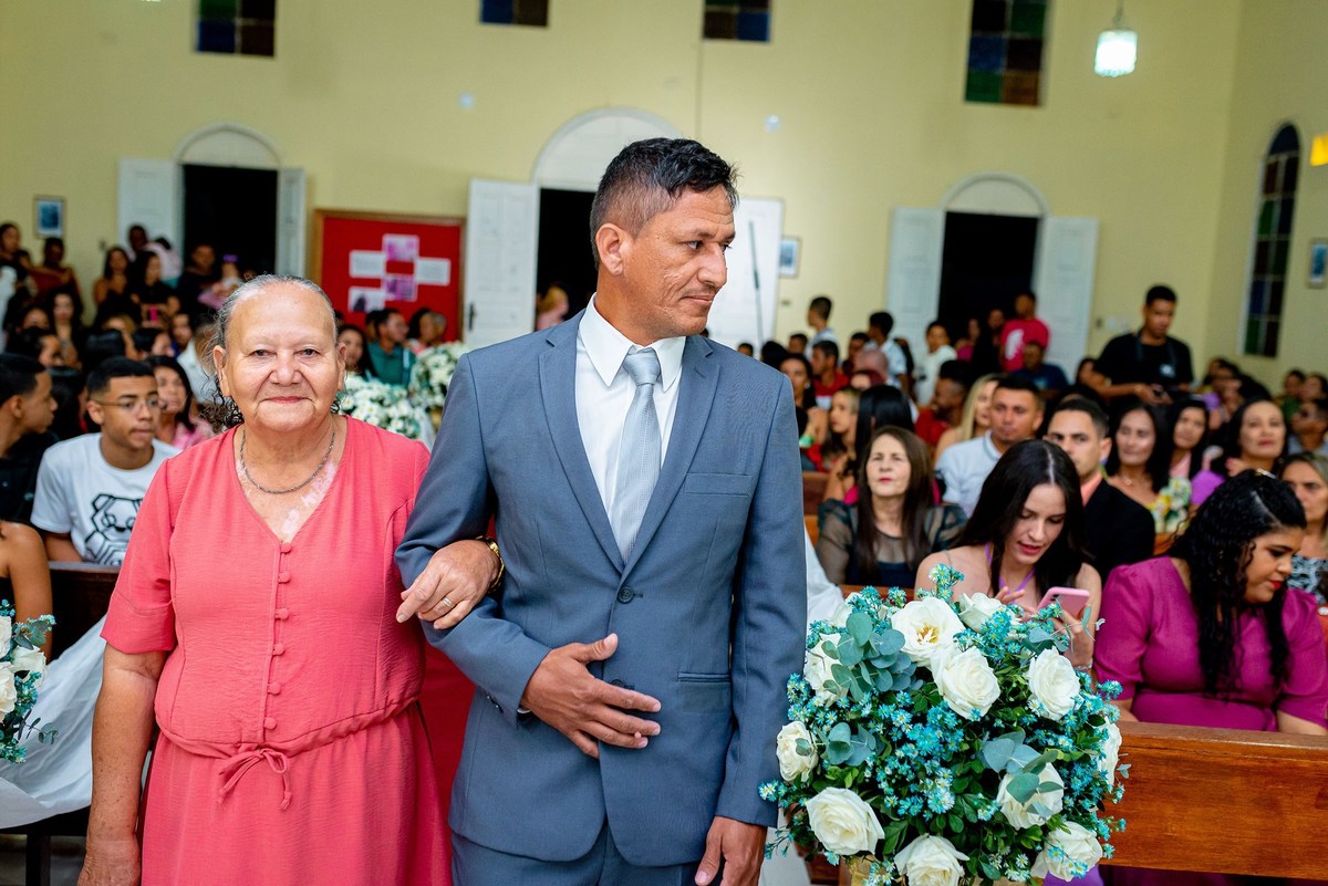 Retratos, Fotos de meninas, Ensaio de 15 anos , Fotografia individual , Quijingue Bahia Fotógrafo de moda, gestante, fotos de gestante, fotos no por do sol, fotos no rio, fotos em casal, ensaio de casal, pre casamento, formatura 