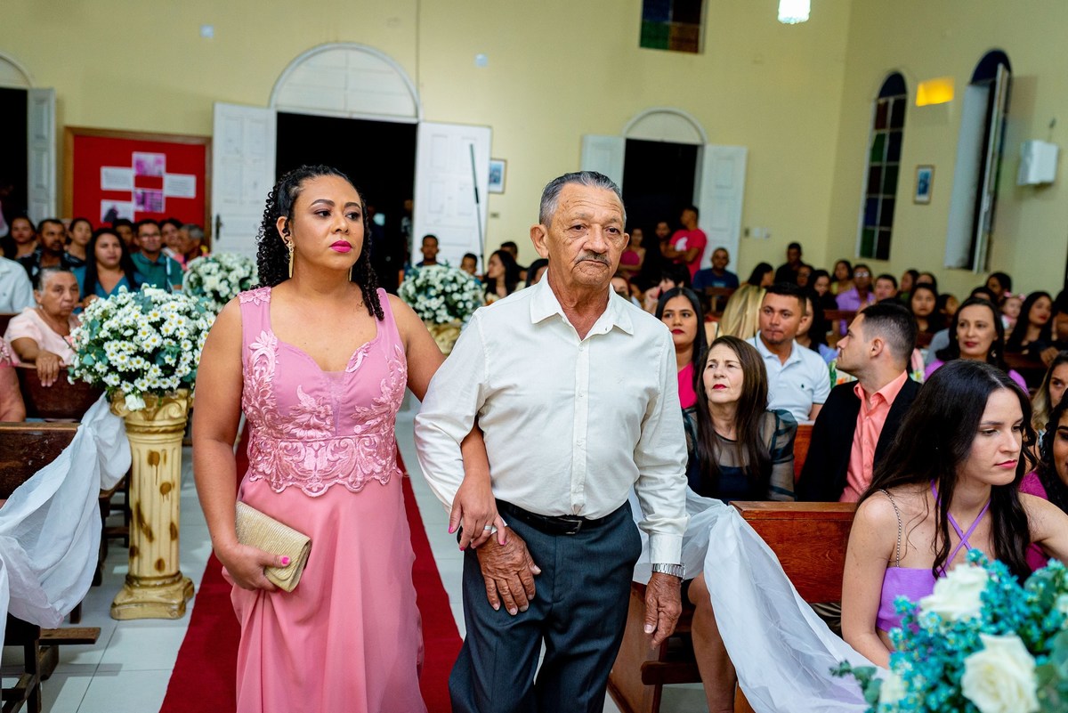 Retratos, Fotos de meninas, Ensaio de 15 anos , Fotografia individual , Quijingue Bahia Fotógrafo de moda, gestante, fotos de gestante, fotos no por do sol, fotos no rio, fotos em casal, ensaio de casal, pre casamento, formatura 