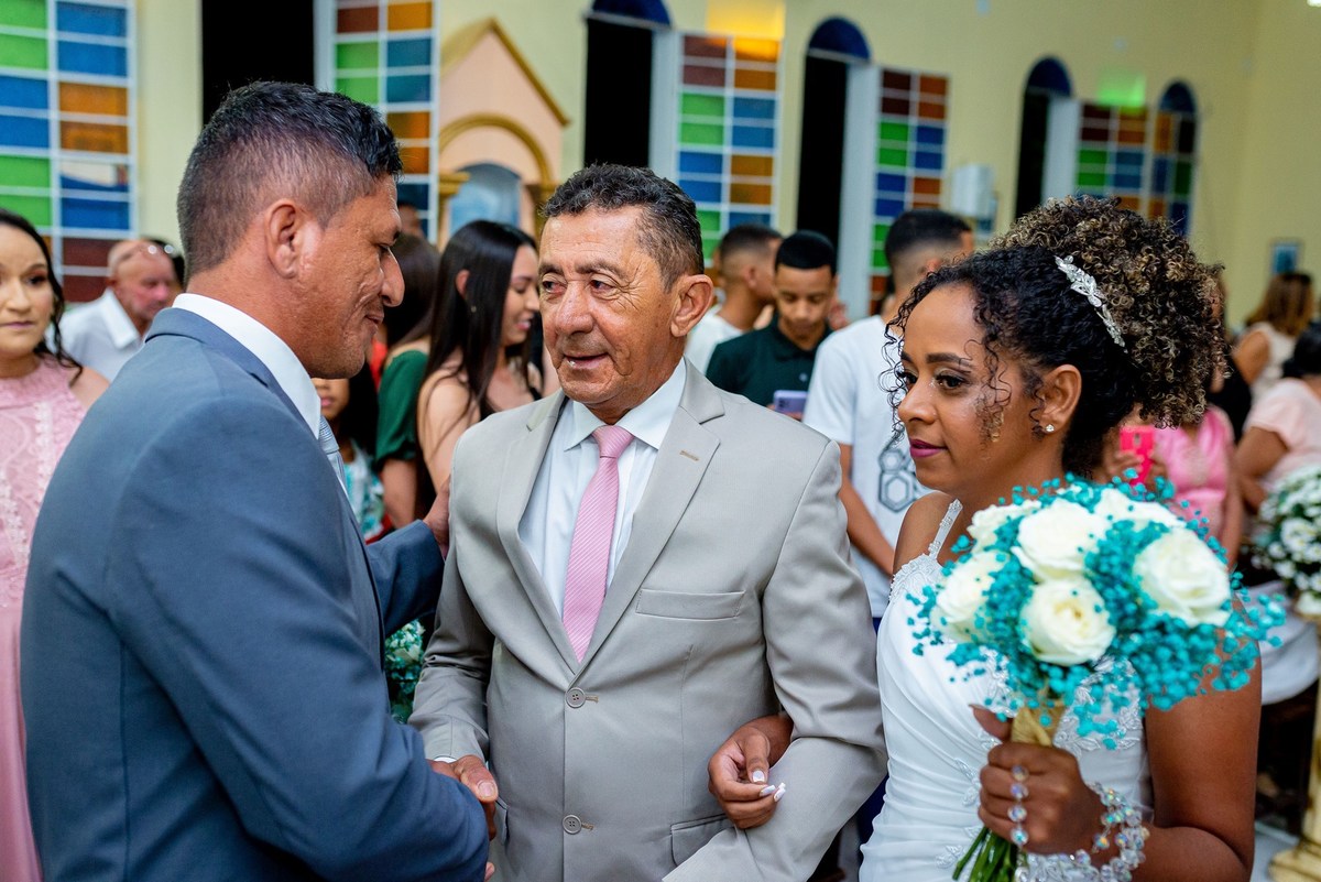 Retratos, Fotos de meninas, Ensaio de 15 anos , Fotografia individual , Quijingue Bahia Fotógrafo de moda, gestante, fotos de gestante, fotos no por do sol, fotos no rio, fotos em casal, ensaio de casal, pre casamento, formatura 