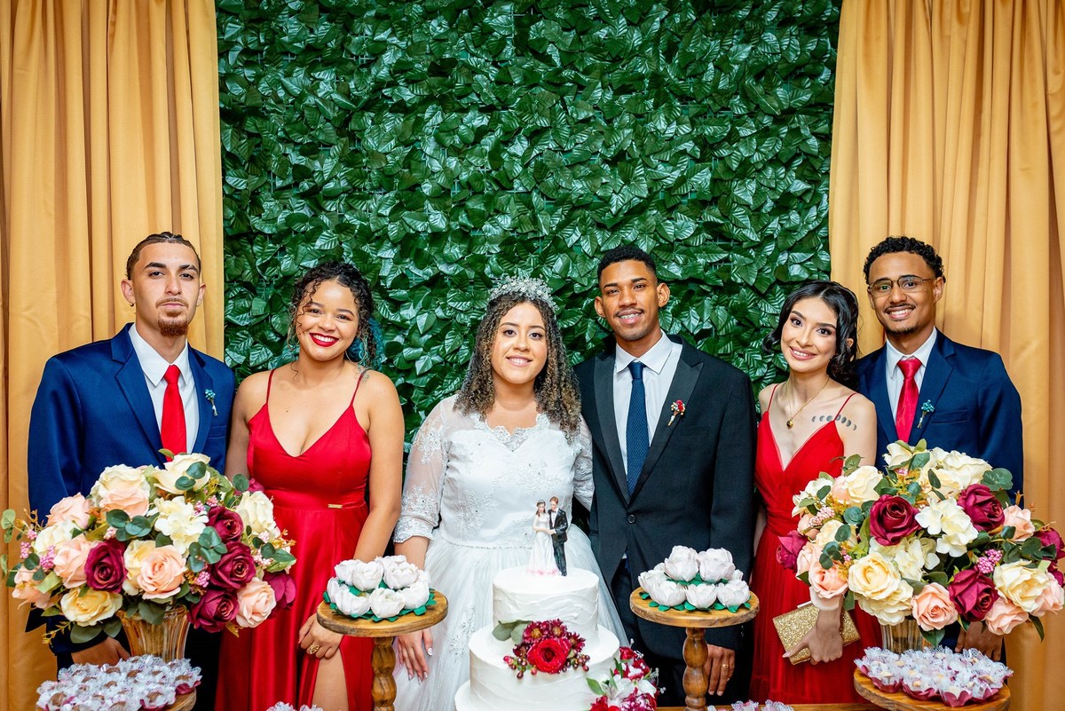 Retratos, Fotos de meninas, Ensaio de 15 anos , Fotografia individual , Quijingue Bahia Fotógrafo de moda, gestante, fotos de gestante, fotos no por do sol, fotos no rio, fotos em casal, ensaio de casal, pre casamento, formatura 