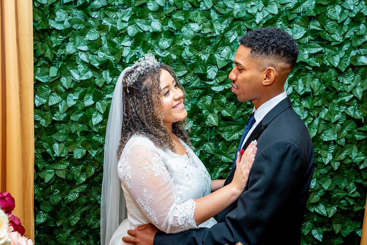 Retratos, Fotos de meninas, Ensaio de 15 anos , Fotografia individual , Quijingue Bahia Fotógrafo de moda, gestante, fotos de gestante, fotos no por do sol, fotos no rio, fotos em casal, ensaio de casal, pre casamento, formatura 