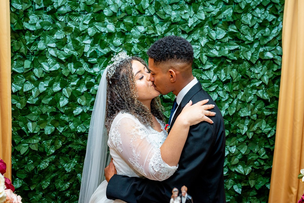 Retratos, Fotos de meninas, Ensaio de 15 anos , Fotografia individual , Quijingue Bahia Fotógrafo de moda, gestante, fotos de gestante, fotos no por do sol, fotos no rio, fotos em casal, ensaio de casal, pre casamento, formatura 