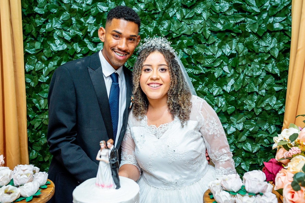 Retratos, Fotos de meninas, Ensaio de 15 anos , Fotografia individual , Quijingue Bahia Fotógrafo de moda, gestante, fotos de gestante, fotos no por do sol, fotos no rio, fotos em casal, ensaio de casal, pre casamento, formatura 