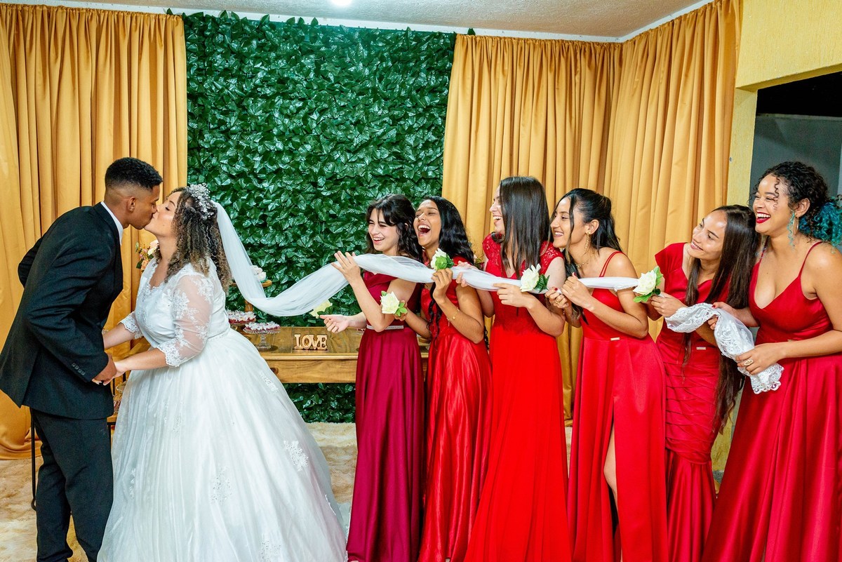 Retratos, Fotos de meninas, Ensaio de 15 anos , Fotografia individual , Quijingue Bahia Fotógrafo de moda, gestante, fotos de gestante, fotos no por do sol, fotos no rio, fotos em casal, ensaio de casal, pre casamento, formatura 