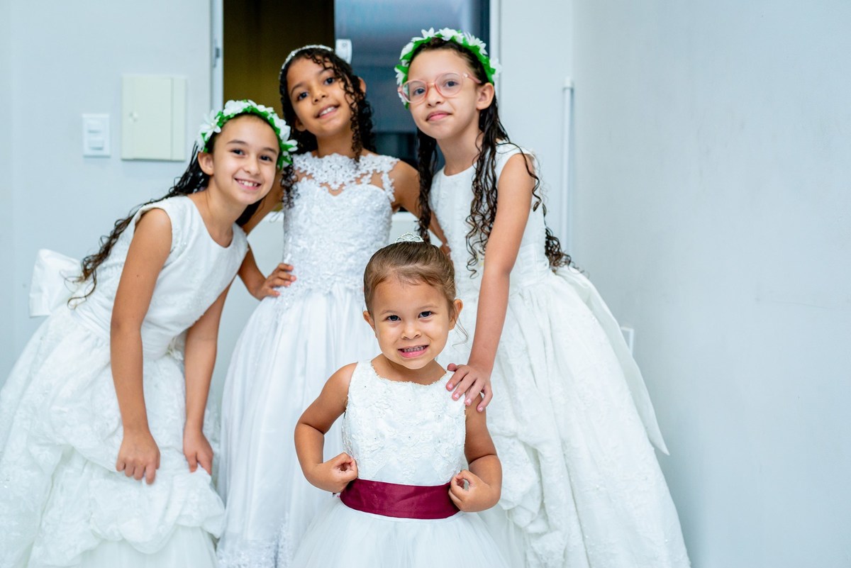 Retratos, Fotos de meninas, Ensaio de 15 anos , Fotografia individual , Quijingue Bahia Fotógrafo de moda, gestante, fotos de gestante, fotos no por do sol, fotos no rio, fotos em casal, ensaio de casal, pre casamento, formatura 