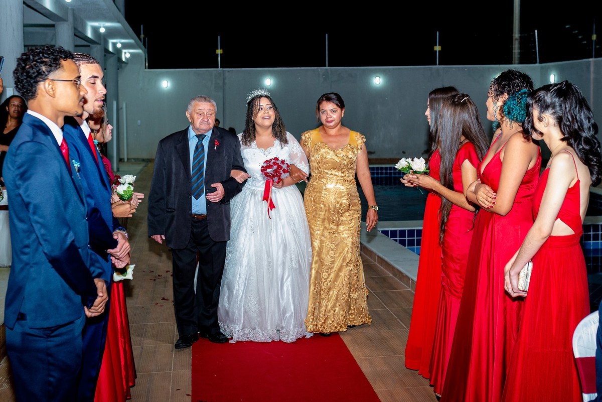 Retratos, Fotos de meninas, Ensaio de 15 anos , Fotografia individual , Quijingue Bahia Fotógrafo de moda, gestante, fotos de gestante, fotos no por do sol, fotos no rio, fotos em casal, ensaio de casal, pre casamento, formatura 