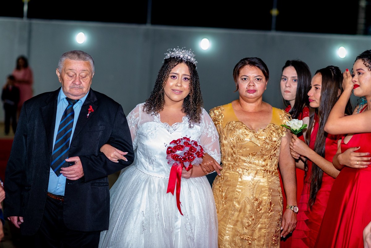 Retratos, Fotos de meninas, Ensaio de 15 anos , Fotografia individual , Quijingue Bahia Fotógrafo de moda, gestante, fotos de gestante, fotos no por do sol, fotos no rio, fotos em casal, ensaio de casal, pre casamento, formatura 