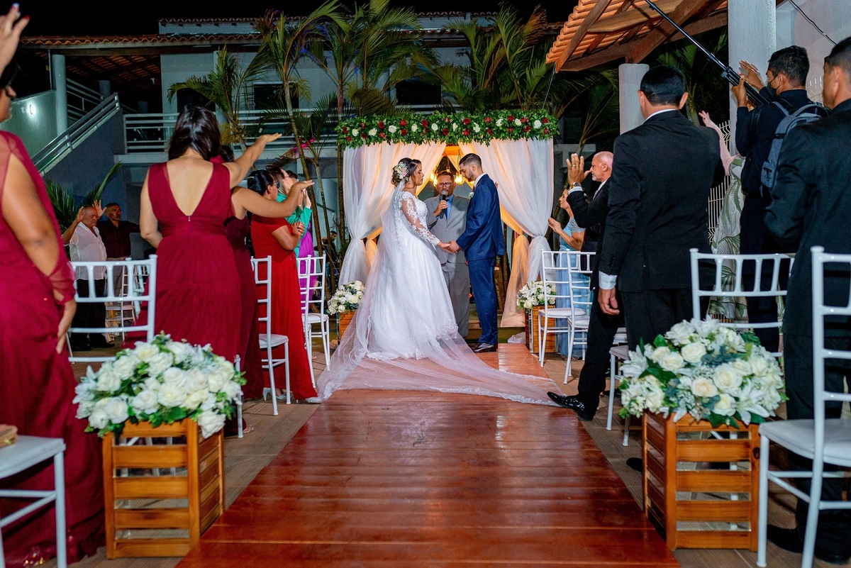 casamento ao ar livre noturno