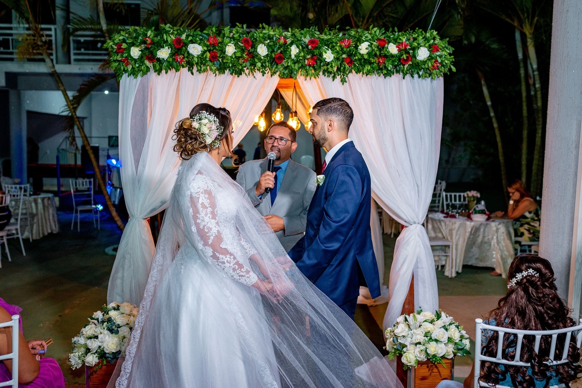 casamento ao ar livre noturno