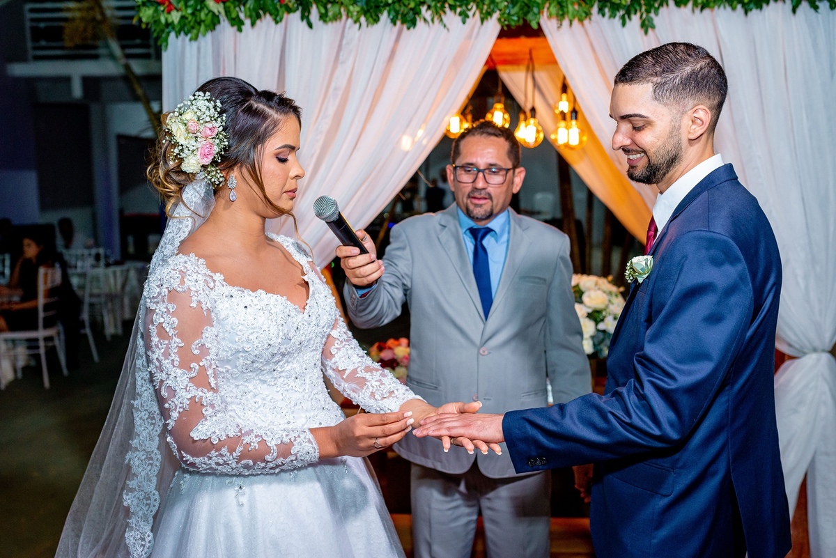 casamento ao ar livre noturno