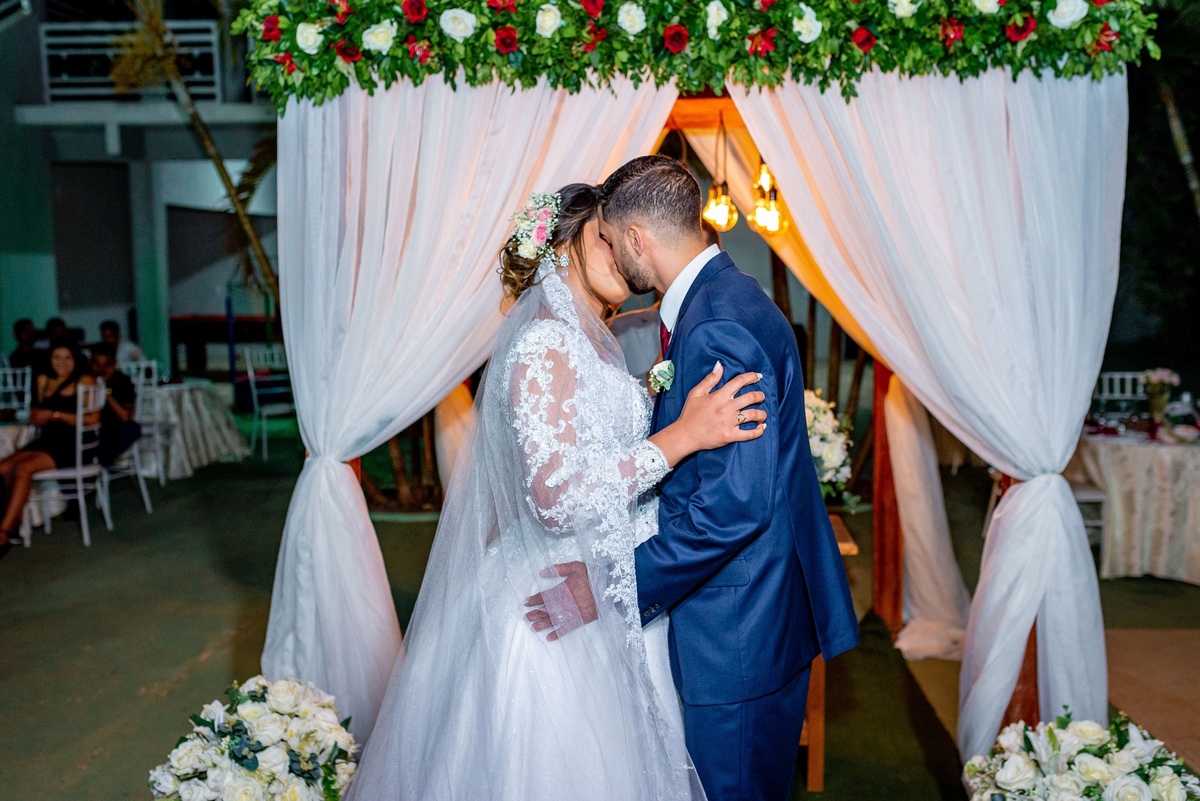 casamento ao ar livre noturno