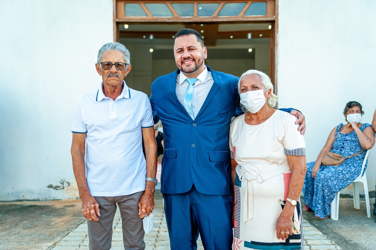 Retratos, Fotos de meninas, Ensaio de 15 anos , Fotografia individual , Quijingue Bahia Fotógrafo de moda, gestante, fotos de gestante, fotos no por do sol, fotos no rio, fotos em casal, ensaio de casal, pre casamento, formatura 