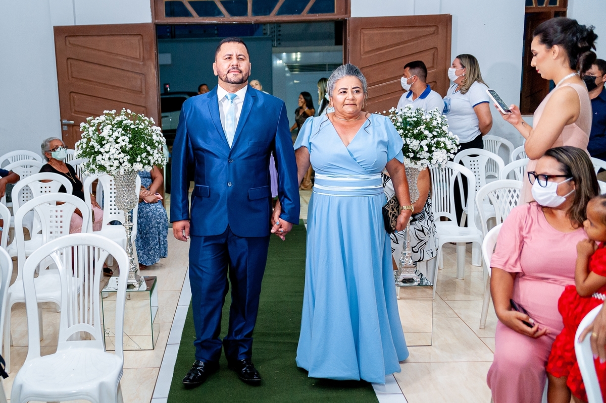 Retratos, Fotos de meninas, Ensaio de 15 anos , Fotografia individual , Quijingue Bahia Fotógrafo de moda, gestante, fotos de gestante, fotos no por do sol, fotos no rio, fotos em casal, ensaio de casal, pre casamento, formatura 