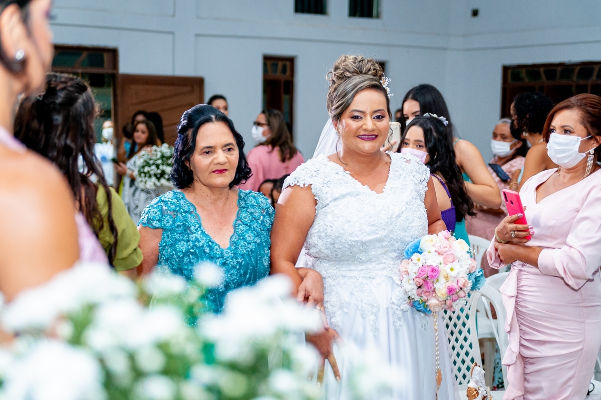 Retratos, Fotos de meninas, Ensaio de 15 anos , Fotografia individual , Quijingue Bahia Fotógrafo de moda, gestante, fotos de gestante, fotos no por do sol, fotos no rio, fotos em casal, ensaio de casal, pre casamento, formatura 