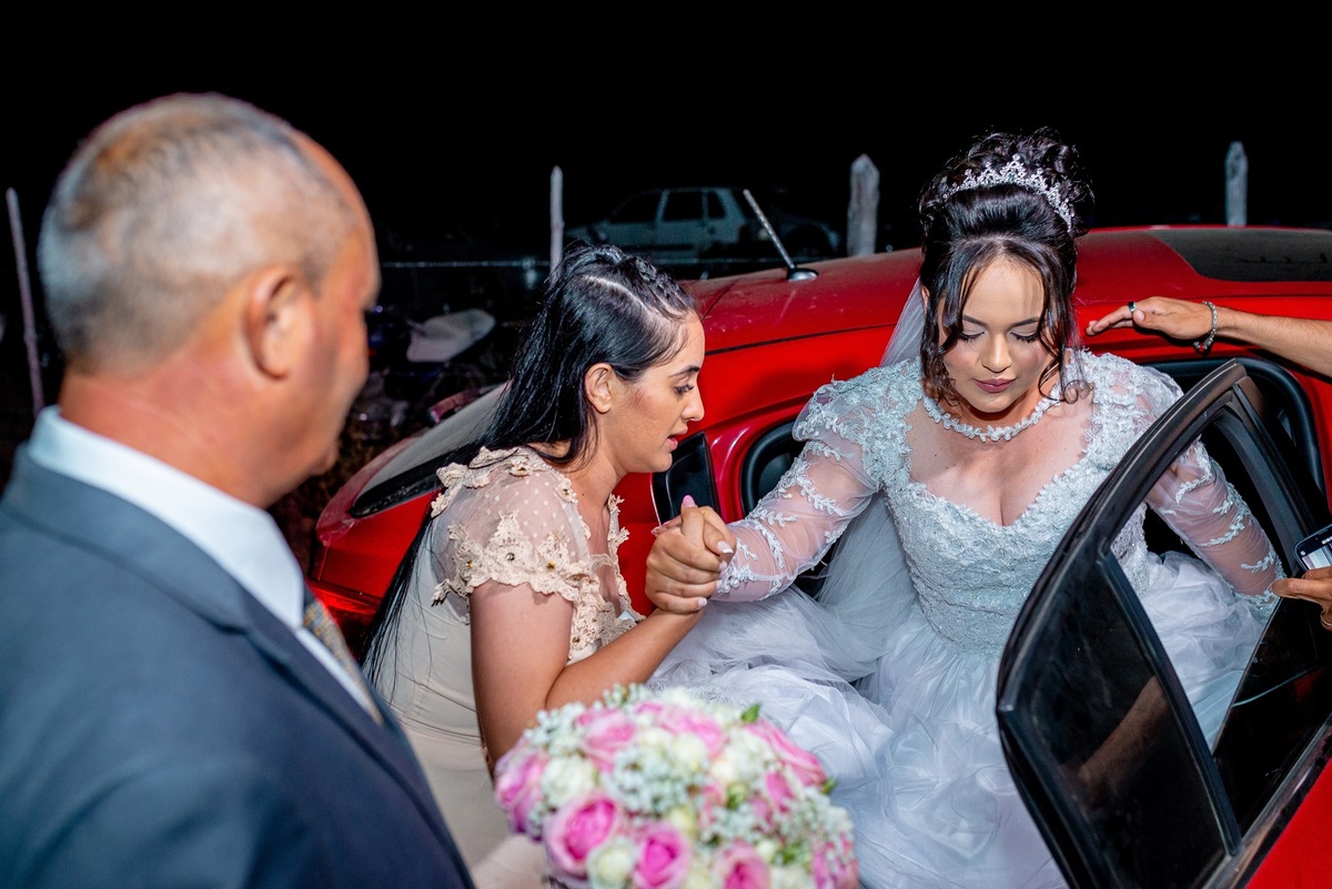 Retratos, Fotos de meninas, Ensaio de 15 anos , Fotografia individual , Quijingue Bahia Fotógrafo de moda, gestante, fotos de gestante, fotos no por do sol, fotos no rio, fotos em casal, ensaio de casal, pre casamento, formatura 