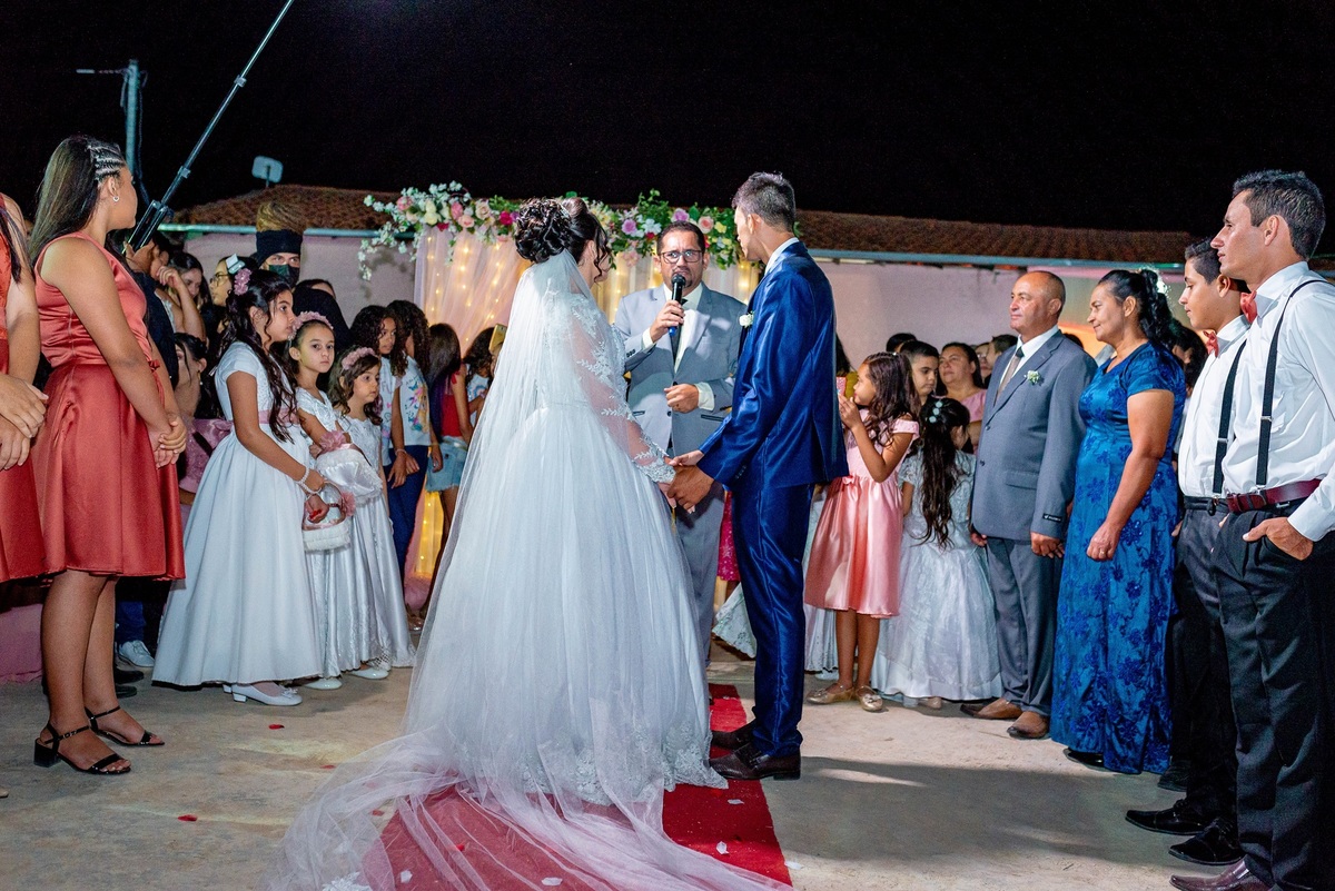Retratos, Fotos de meninas, Ensaio de 15 anos , Fotografia individual , Quijingue Bahia Fotógrafo de moda, gestante, fotos de gestante, fotos no por do sol, fotos no rio, fotos em casal, ensaio de casal, pre casamento, formatura 