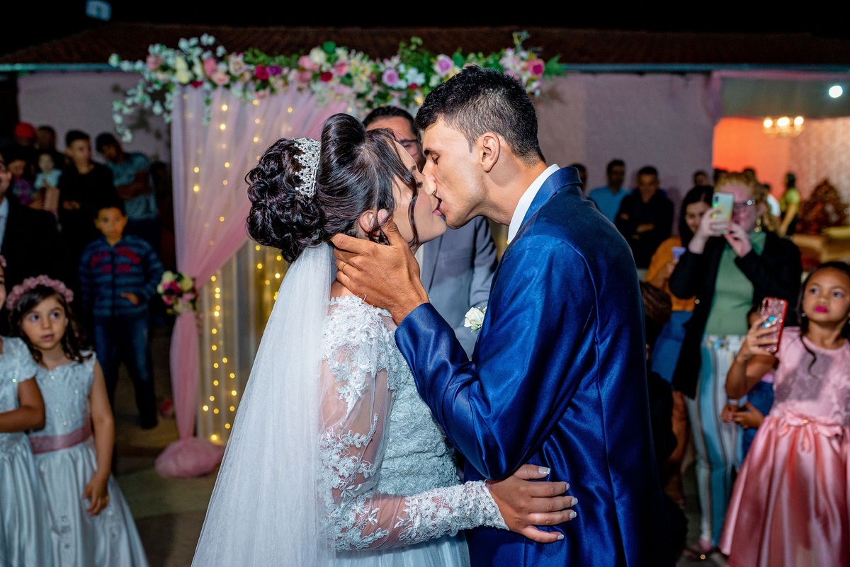 Retratos, Fotos de meninas, Ensaio de 15 anos , Fotografia individual , Quijingue Bahia Fotógrafo de moda, gestante, fotos de gestante, fotos no por do sol, fotos no rio, fotos em casal, ensaio de casal, pre casamento, formatura 