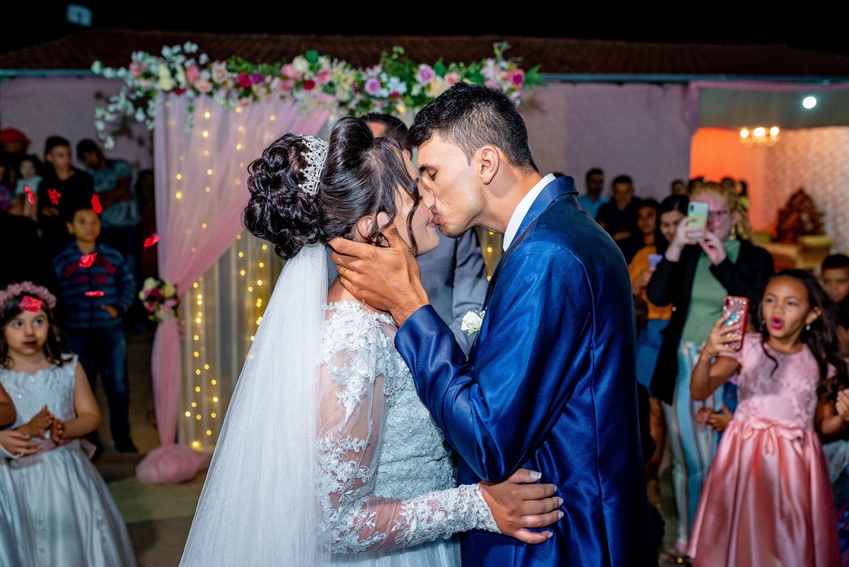 Retratos, Fotos de meninas, Ensaio de 15 anos , Fotografia individual , Quijingue Bahia Fotógrafo de moda, gestante, fotos de gestante, fotos no por do sol, fotos no rio, fotos em casal, ensaio de casal, pre casamento, formatura 