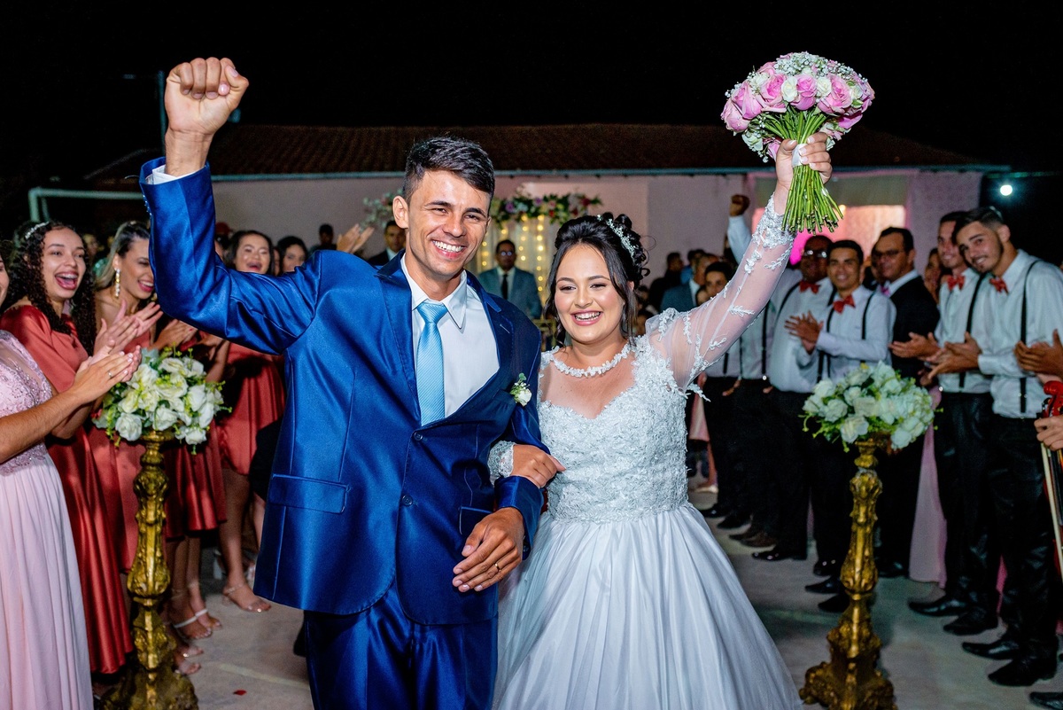 Retratos, Fotos de meninas, Ensaio de 15 anos , Fotografia individual , Quijingue Bahia Fotógrafo de moda, gestante, fotos de gestante, fotos no por do sol, fotos no rio, fotos em casal, ensaio de casal, pre casamento, formatura 