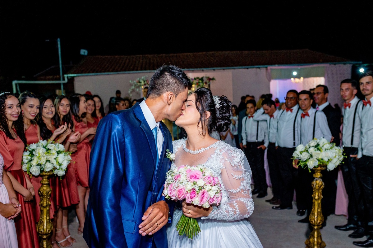 Retratos, Fotos de meninas, Ensaio de 15 anos , Fotografia individual , Quijingue Bahia Fotógrafo de moda, gestante, fotos de gestante, fotos no por do sol, fotos no rio, fotos em casal, ensaio de casal, pre casamento, formatura 