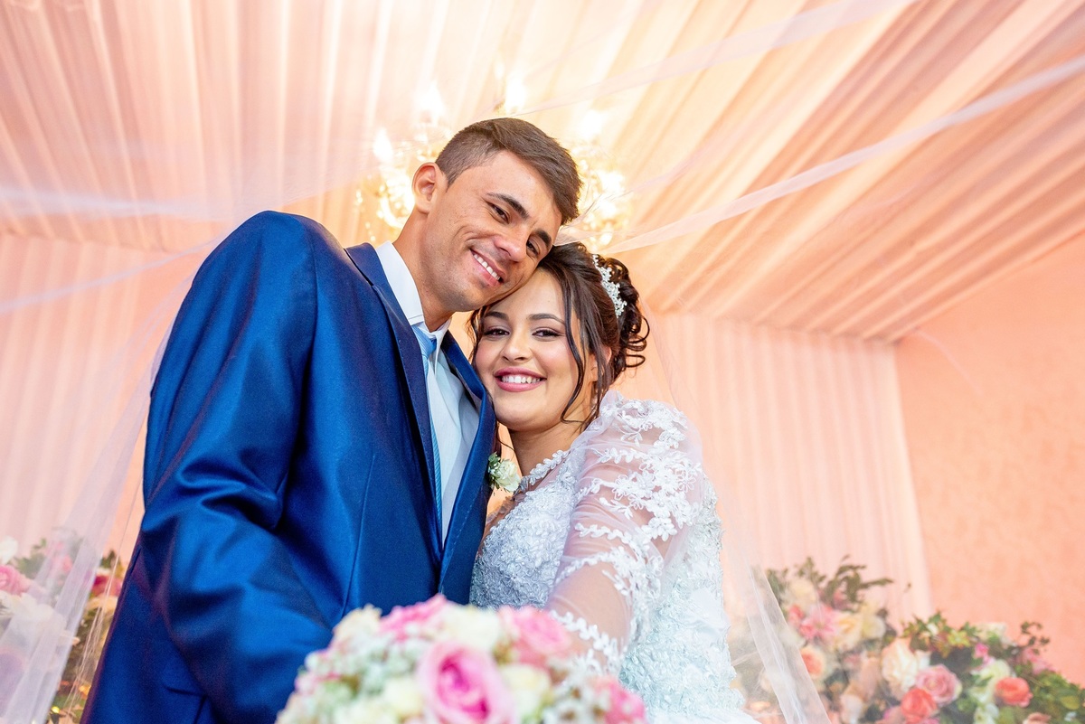 Retratos, Fotos de meninas, Ensaio de 15 anos , Fotografia individual , Quijingue Bahia Fotógrafo de moda, gestante, fotos de gestante, fotos no por do sol, fotos no rio, fotos em casal, ensaio de casal, pre casamento, formatura 