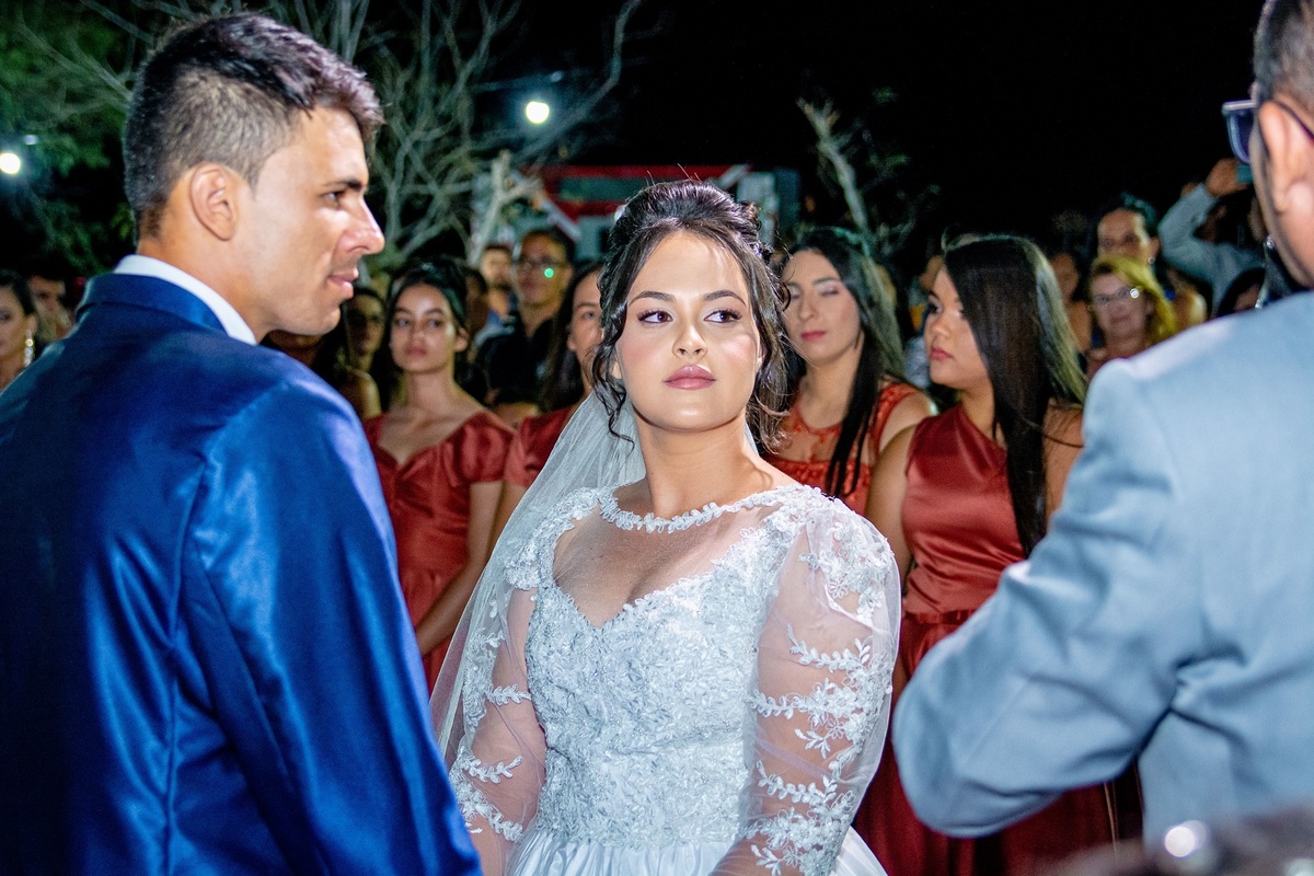 Retratos, Fotos de meninas, Ensaio de 15 anos , Fotografia individual , Quijingue Bahia Fotógrafo de moda, gestante, fotos de gestante, fotos no por do sol, fotos no rio, fotos em casal, ensaio de casal, pre casamento, formatura 