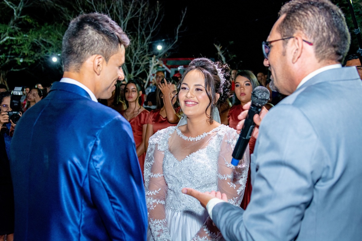 Retratos, Fotos de meninas, Ensaio de 15 anos , Fotografia individual , Quijingue Bahia Fotógrafo de moda, gestante, fotos de gestante, fotos no por do sol, fotos no rio, fotos em casal, ensaio de casal, pre casamento, formatura 