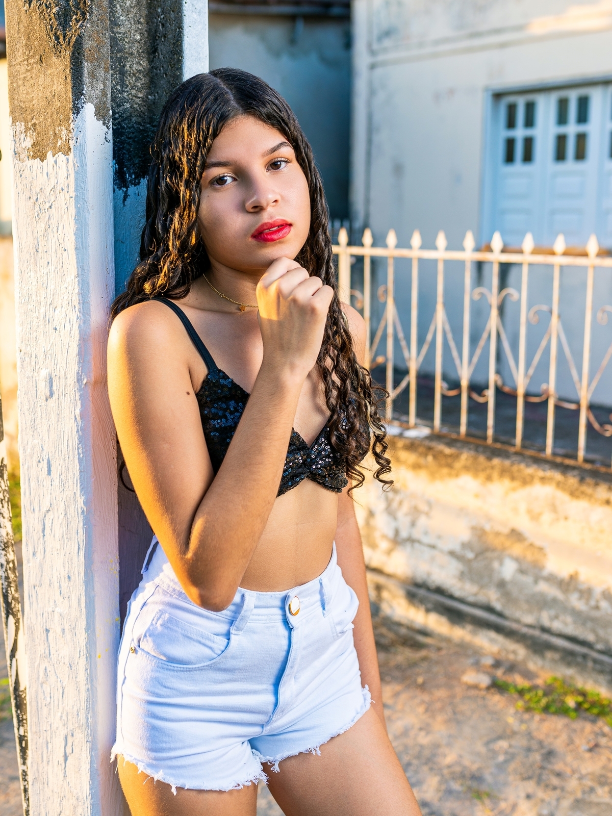 Ensaio fotográfico feminino externo, foto no rio quijingue, poses para ensaio de 15 anos 