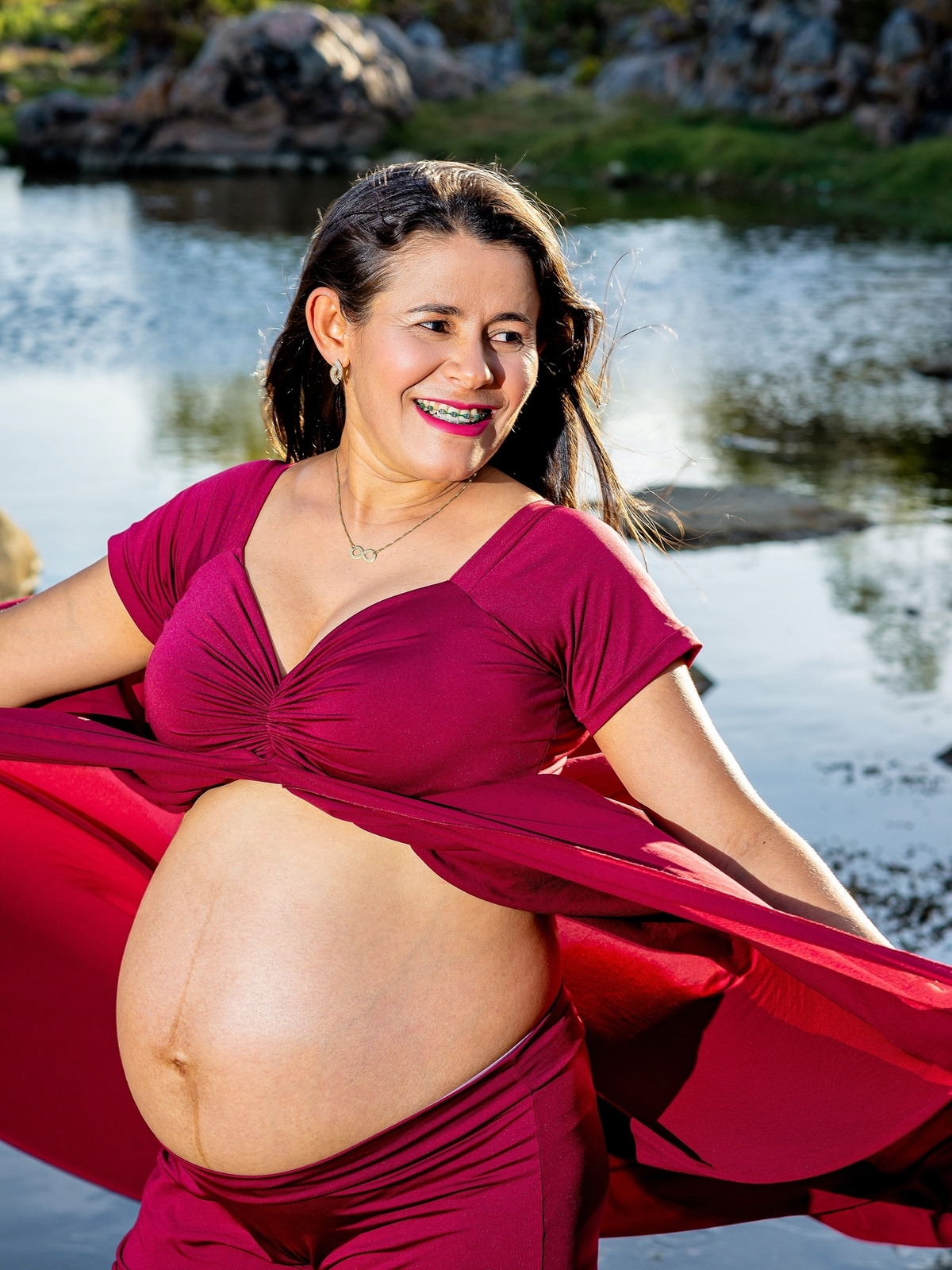 Ensaio fotográfico gestante em externa, fotos em rio, fotos lindas, gestação, fotos de gestante