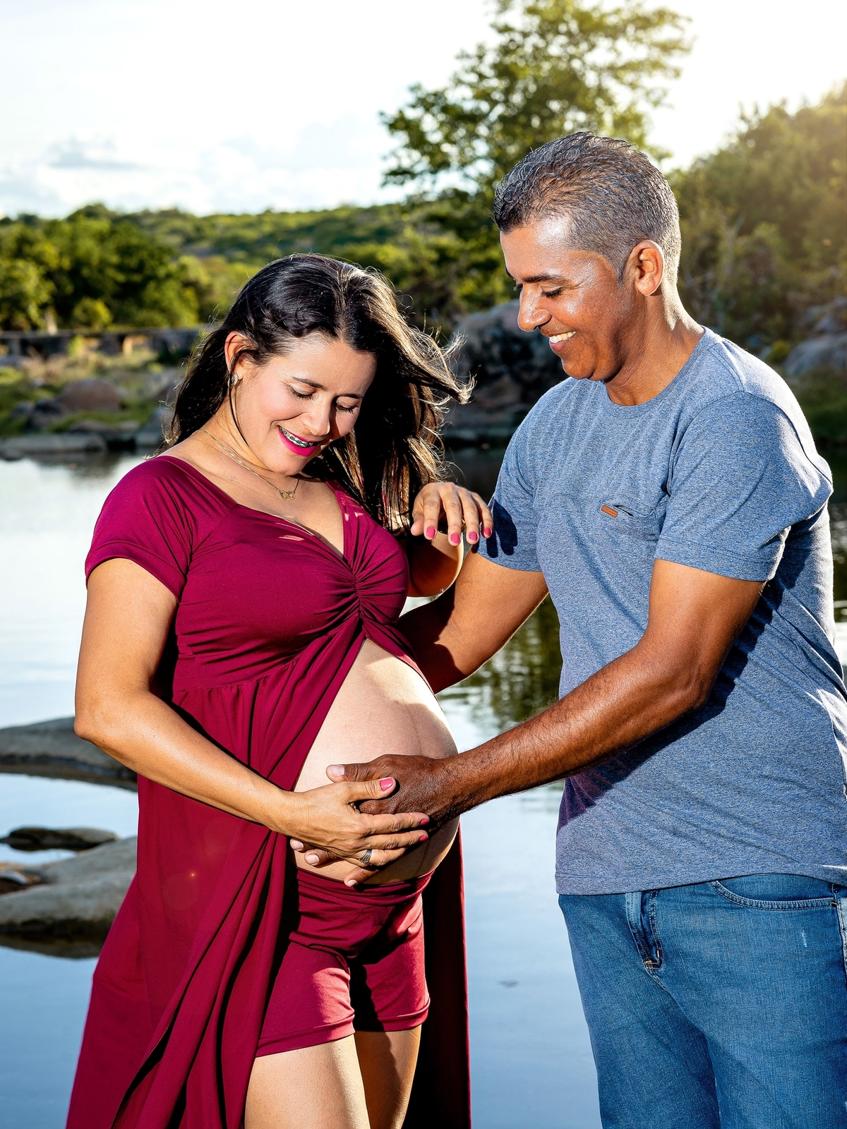 Ensaio fotográfico gestante em externa, fotos em rio, fotos lindas, gestação, fotos de gestante