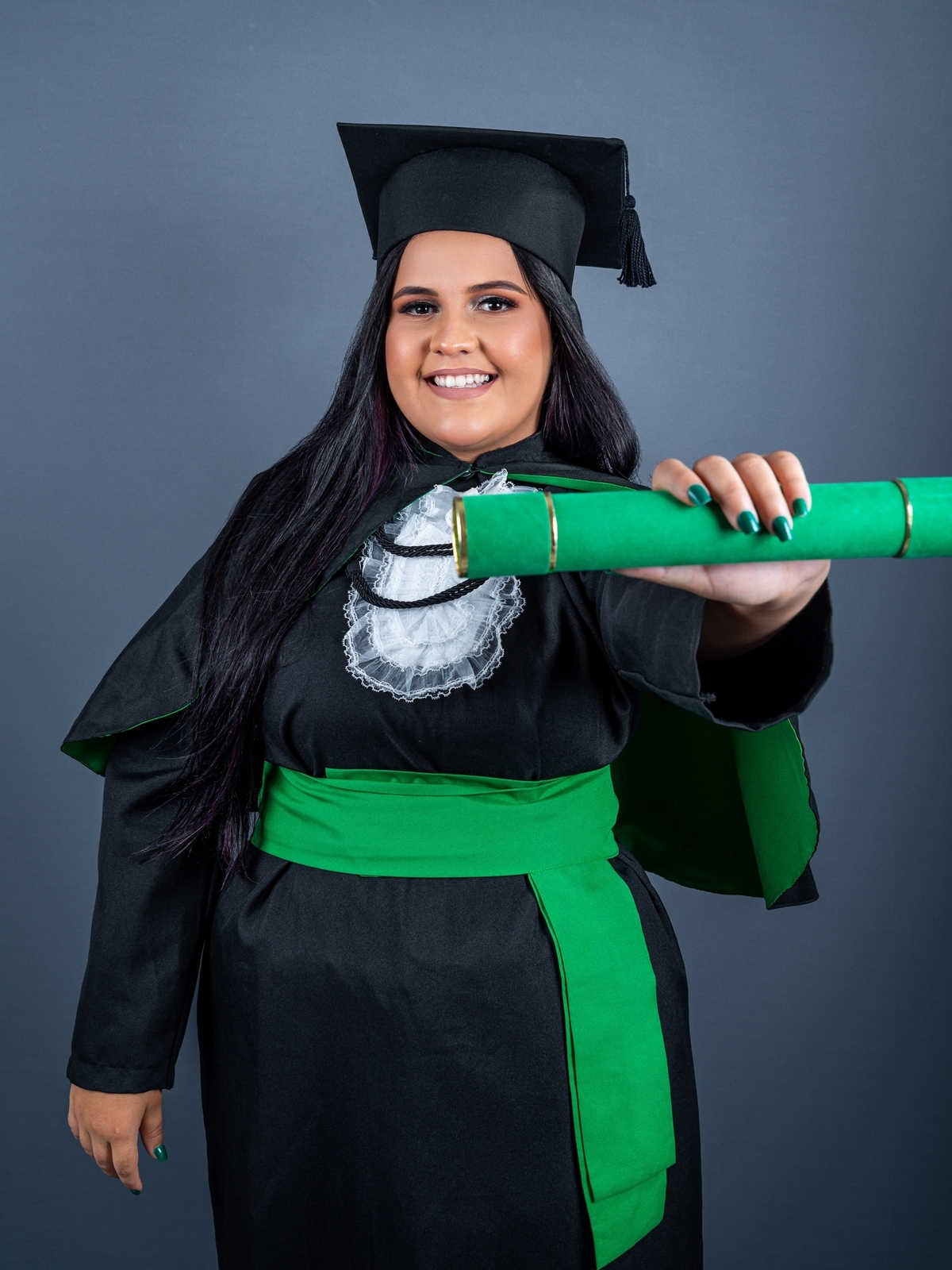 #Formatura
#Formando
#Conquista
#Graduação
#Orgulho
#Felicidade
#Celebração
#Sucesso
#Realização
#MomentoEspecial
#VidaAcadêmica
#Memórias
#AmigosDeFaculdade
#Despedida
#MetasCumpridas
#NovaEtapa
#SonhosRealizados
#Gratidão
#AlmaMater
#JornadaAcadêmica