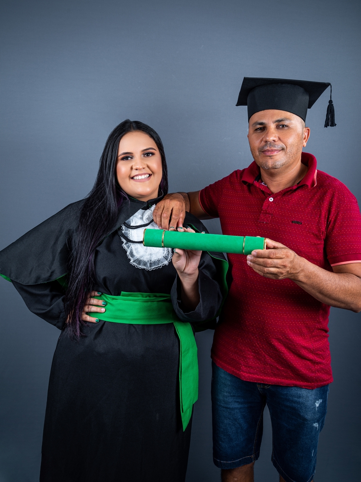 #Formatura
#Formando
#Conquista
#Graduação
#Orgulho
#Felicidade
#Celebração
#Sucesso
#Realização
#MomentoEspecial
#VidaAcadêmica
#Memórias
#AmigosDeFaculdade
#Despedida
#MetasCumpridas
#NovaEtapa
#SonhosRealizados
#Gratidão
#AlmaMater
#JornadaAcadêmica