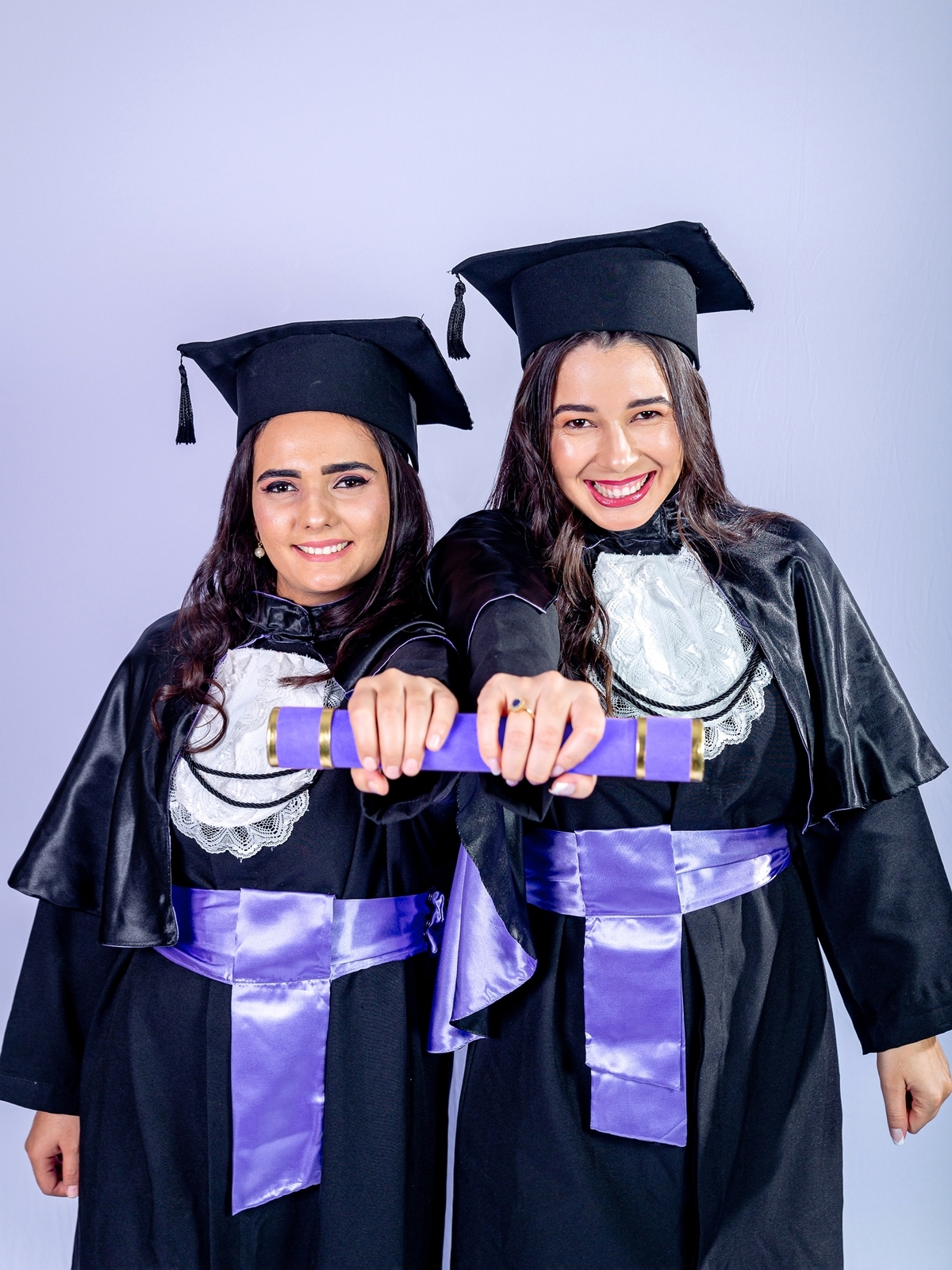 #Formatura
#Formando
#Conquista
#Graduação
#Orgulho
#Felicidade
#Celebração
#Sucesso
#Realização
#MomentoEspecial
#VidaAcadêmica
#Memórias
#AmigosDeFaculdade
#Despedida
#MetasCumpridas
#NovaEtapa
#SonhosRealizados
#Gratidão
#AlmaMater
#JornadaAcadêmica