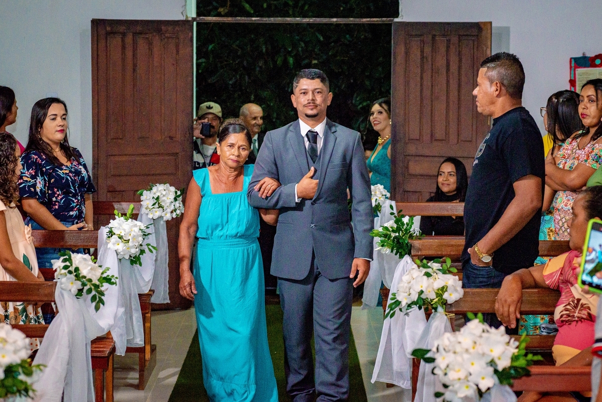 #Casamento
#Noiva
#Noivo
#Amor
#Felicidade
#Casal
#DiaDoCasamento
#Cerimônia
#FestaDeCasamento
#VotosDeCasamento
#CelebrandoOAmor
#CasamentoDosSonhos