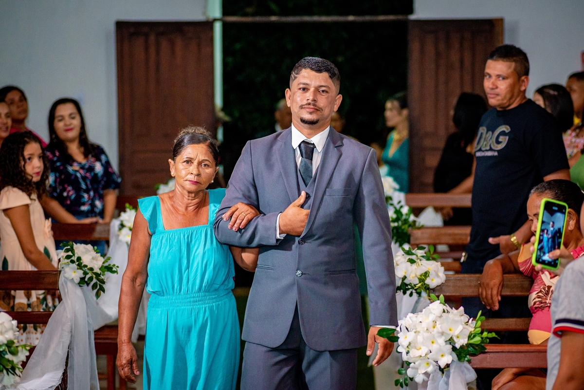 #Casamento
#Noiva
#Noivo
#Amor
#Felicidade
#Casal
#DiaDoCasamento
#Cerimônia
#FestaDeCasamento
#VotosDeCasamento
#CelebrandoOAmor
#CasamentoDosSonhos