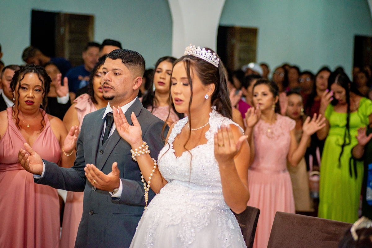 #Casamento
#Noiva
#Noivo
#Amor
#Felicidade
#Casal
#DiaDoCasamento
#Cerimônia
#FestaDeCasamento
#VotosDeCasamento
#CelebrandoOAmor
#CasamentoDosSonhos