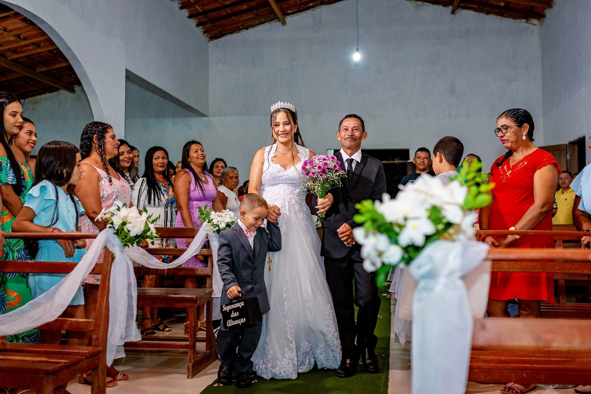 #Casamento
#Noiva
#Noivo
#Amor
#Felicidade
#Casal
#DiaDoCasamento
#Cerimônia
#FestaDeCasamento
#VotosDeCasamento
#CelebrandoOAmor
#CasamentoDosSonhos