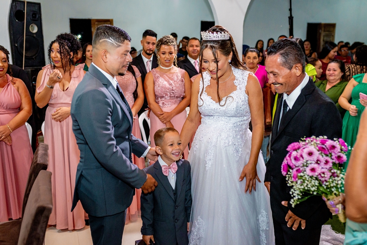 #Casamento
#Noiva
#Noivo
#Amor
#Felicidade
#Casal
#DiaDoCasamento
#Cerimônia
#FestaDeCasamento
#VotosDeCasamento
#CelebrandoOAmor
#CasamentoDosSonhos