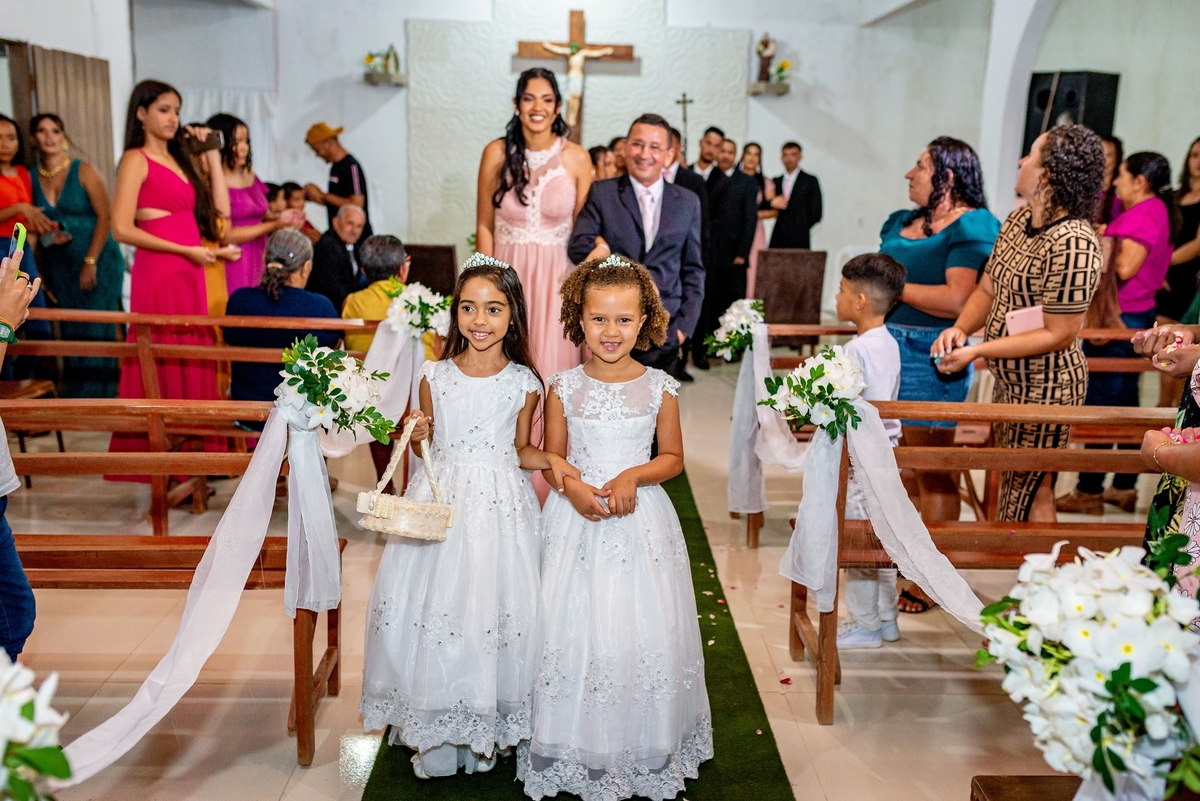 #Casamento
#Noiva
#Noivo
#Amor
#Felicidade
#Casal
#DiaDoCasamento
#Cerimônia
#FestaDeCasamento
#VotosDeCasamento
#CelebrandoOAmor
#CasamentoDosSonhos