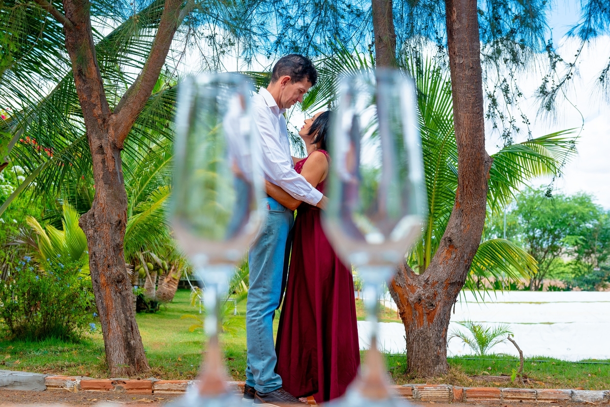 ensaio fotográfico de  casal pré casamento, fotos de casais