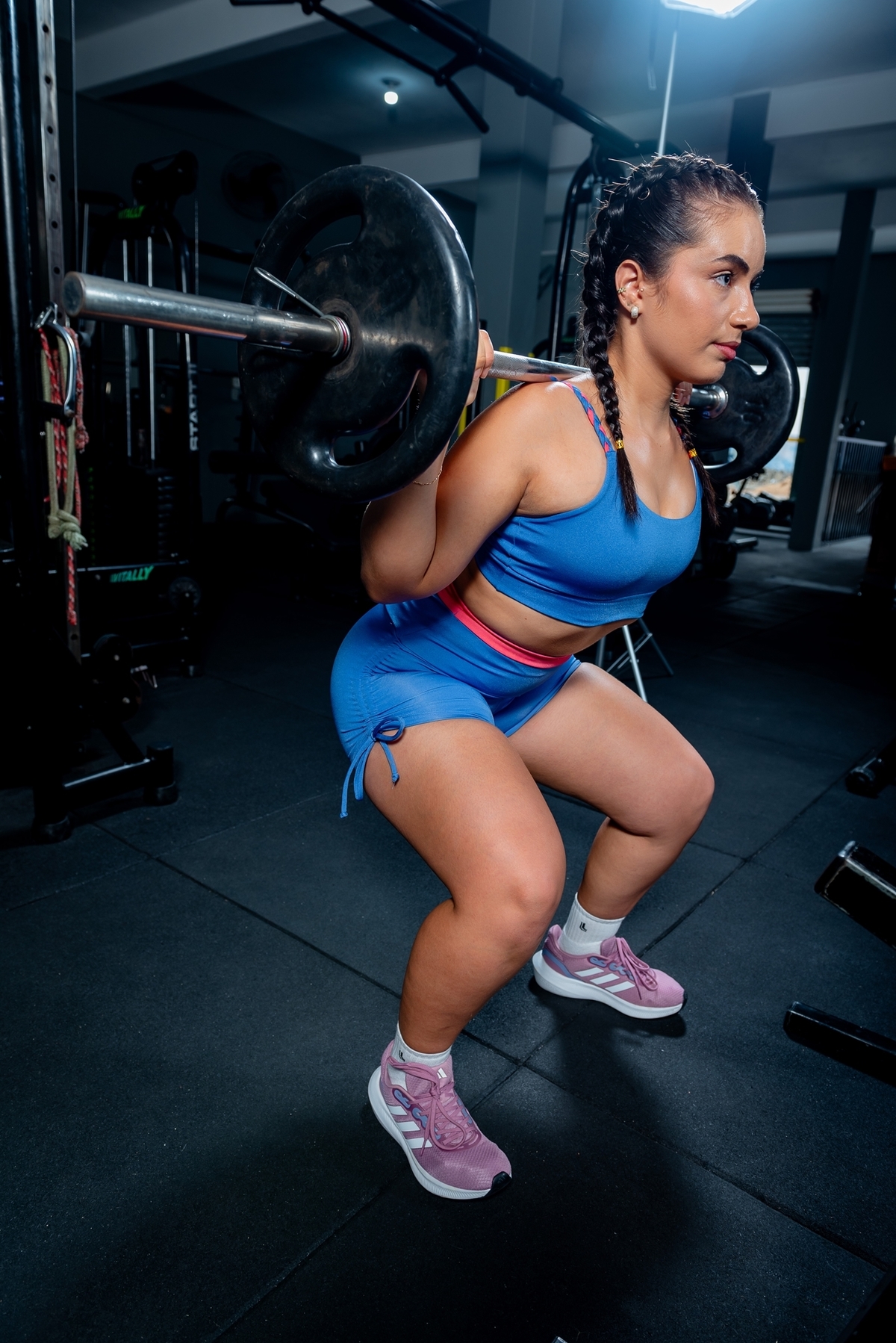 ensaio fitness, fotos na academia, maromba, malhação, foco, treino, treino pernas, treino costas, ratas de academia