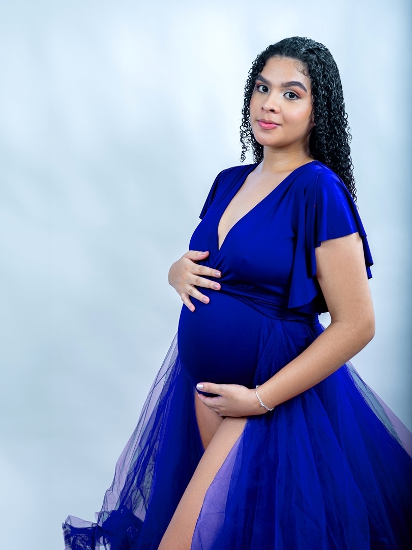 #EnsaioGestante #Maternidade #AmorMaterno #Barriguda #Gravidez #FotografiaGestante #MomentoMágico #Expectativa #Família #FuturoPapai #FuturaMamãe #AmorIncondicional #BebêàCaminho #VidaNova #Emoção #Vínculo #BarrigaDeGrávida #AmorEmGestação #EnsaioFotográf