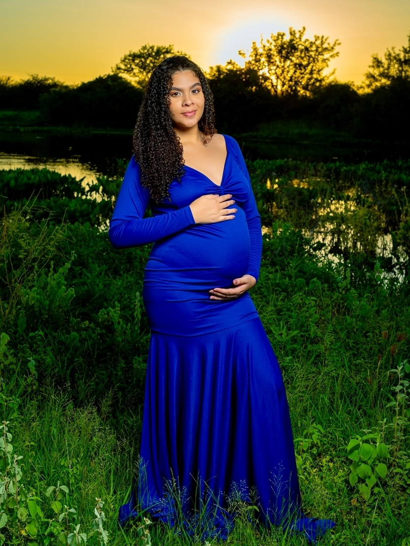 #EnsaioGestante #Maternidade #AmorMaterno #Barriguda #Gravidez #FotografiaGestante #MomentoMágico #Expectativa #Família #FuturoPapai #FuturaMamãe #AmorIncondicional #BebêàCaminho #VidaNova #Emoção #Vínculo #BarrigaDeGrávida #AmorEmGestação #EnsaioFotográf